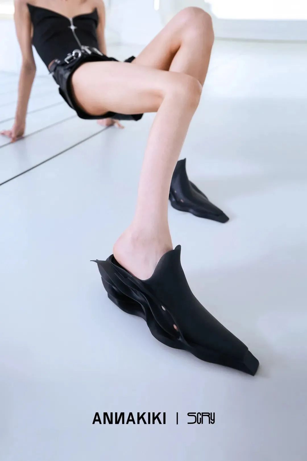 3D打印鞋業(yè)拐點將至！“博理 x SCRY”登陸米蘭國際時裝周 25
